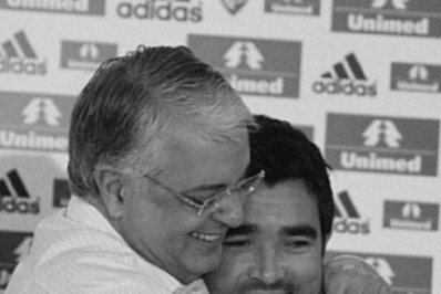 Ídolos do Fluminense prestam condolências após morte de Celso Barros: 'Grande tricolor'