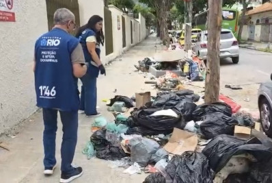 Animais mutilados são encontrados em sacos de lixo no Engenho de Dentro