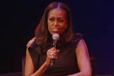 Michelle Obama diz que EUA 'não estão preparados' para uma presidente mulher
