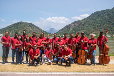 Orquestra da Grota celebra 30 anos no Theatro Municipal de Niterói