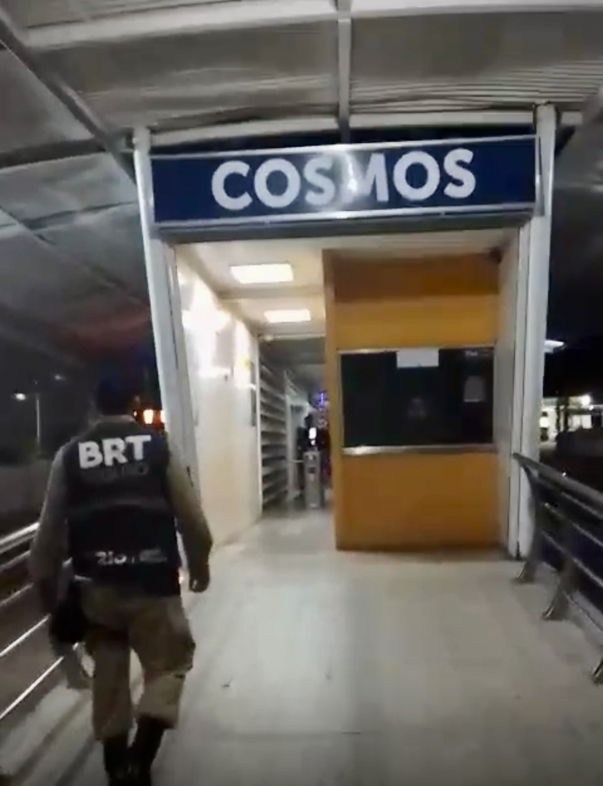 Menores agiam em duas esta&ccedil;&otilde;es