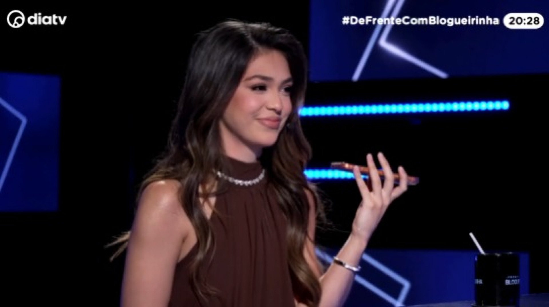 Melody reproduziu trecho de música inédita gravada com Anitta  - Reprodução de Vídeo