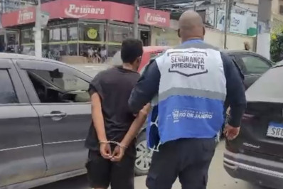 Policiais do Segurança Presente prendem homem por tráfico de drogas em Itaboraí