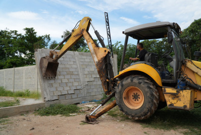 São Gonçalo realiza demolição em Área de Preservação Permanente de manguezal