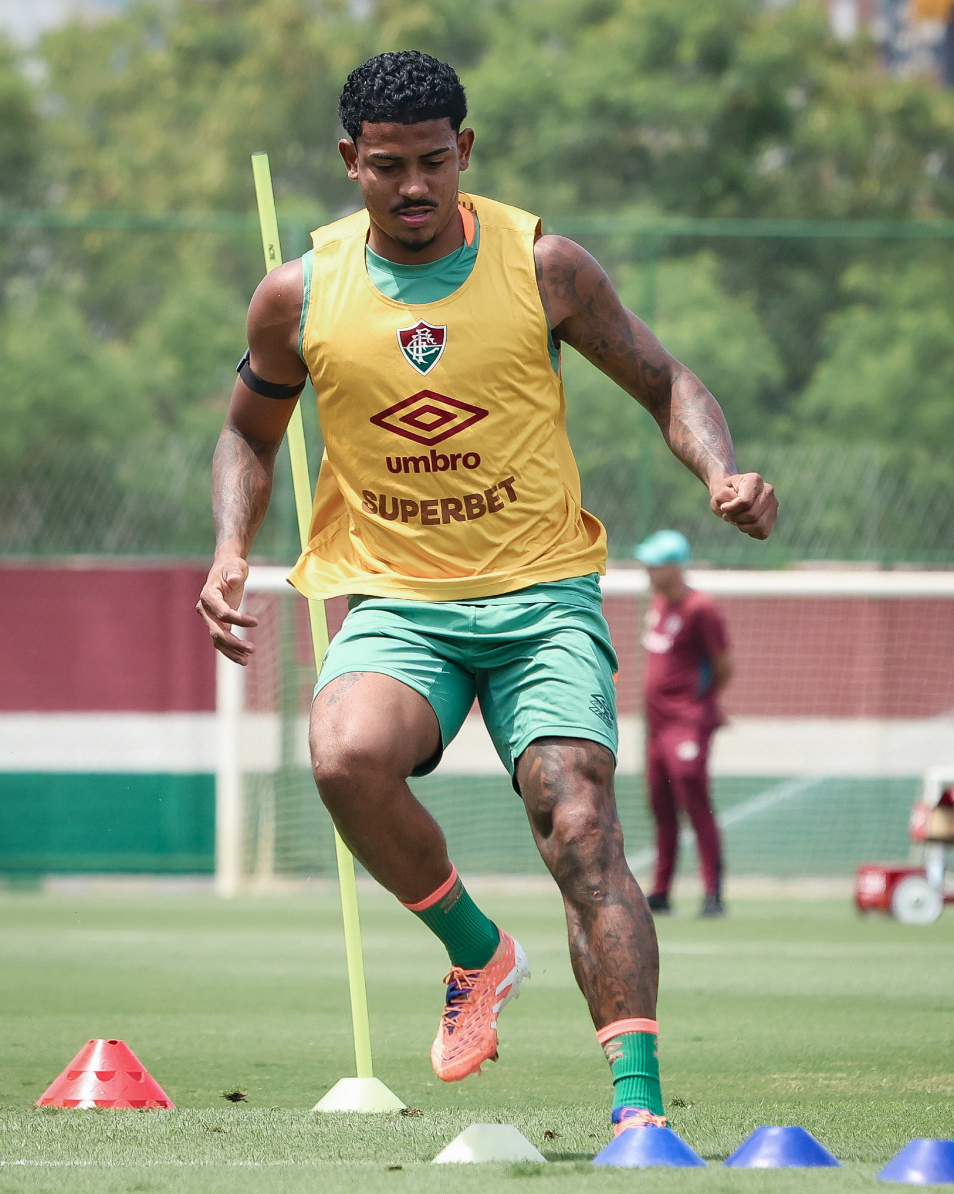 John Kennedy em treino do Fluminense