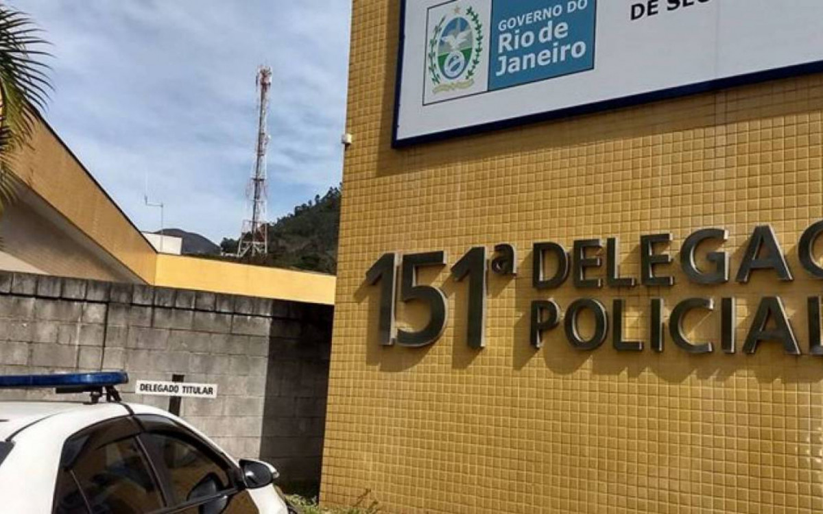 Ele foi detido por Policiais da 151ª DP (Nova Friburgo) em ação conjunta com policiais militares