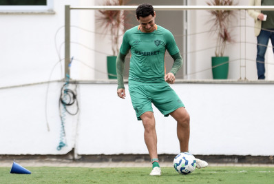 Ganso é relacionado para o clássico entre Fluminense e Flamengo; veja a lista