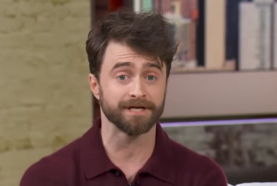 Daniel Radcliffe escreve carta para ator que será Harry Potter em série
