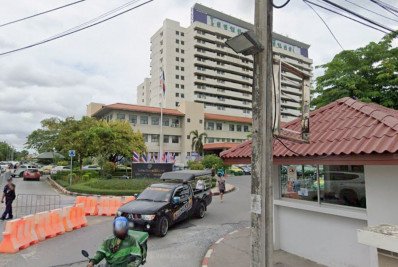 Recém-nascida é encontrada em vaso sanitário de prédio comercial