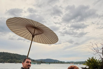 Giovanna Lancellotti divulga registros da lua de mel com Gabriel David