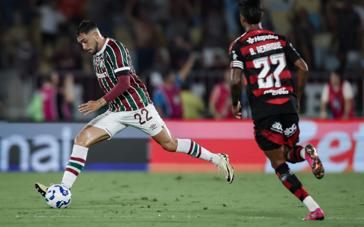 Freytes em ação pelo Fluminense no clássico com o Flamengo, no Maracanã