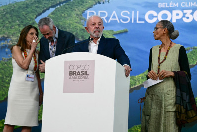 COP30: Lula pede prioridade para abandono de energias fósseis