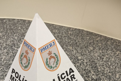 Homem é preso e celular de turista recuperado no Centro do Rio