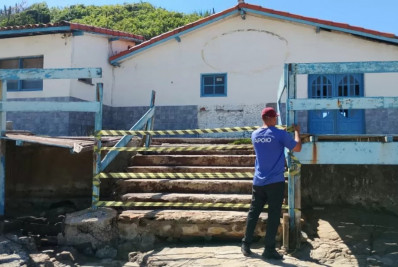 Cabana dos Pescadores é isolada pela Prefeitura após novos relatos de risco estrutural em Cabo Frio