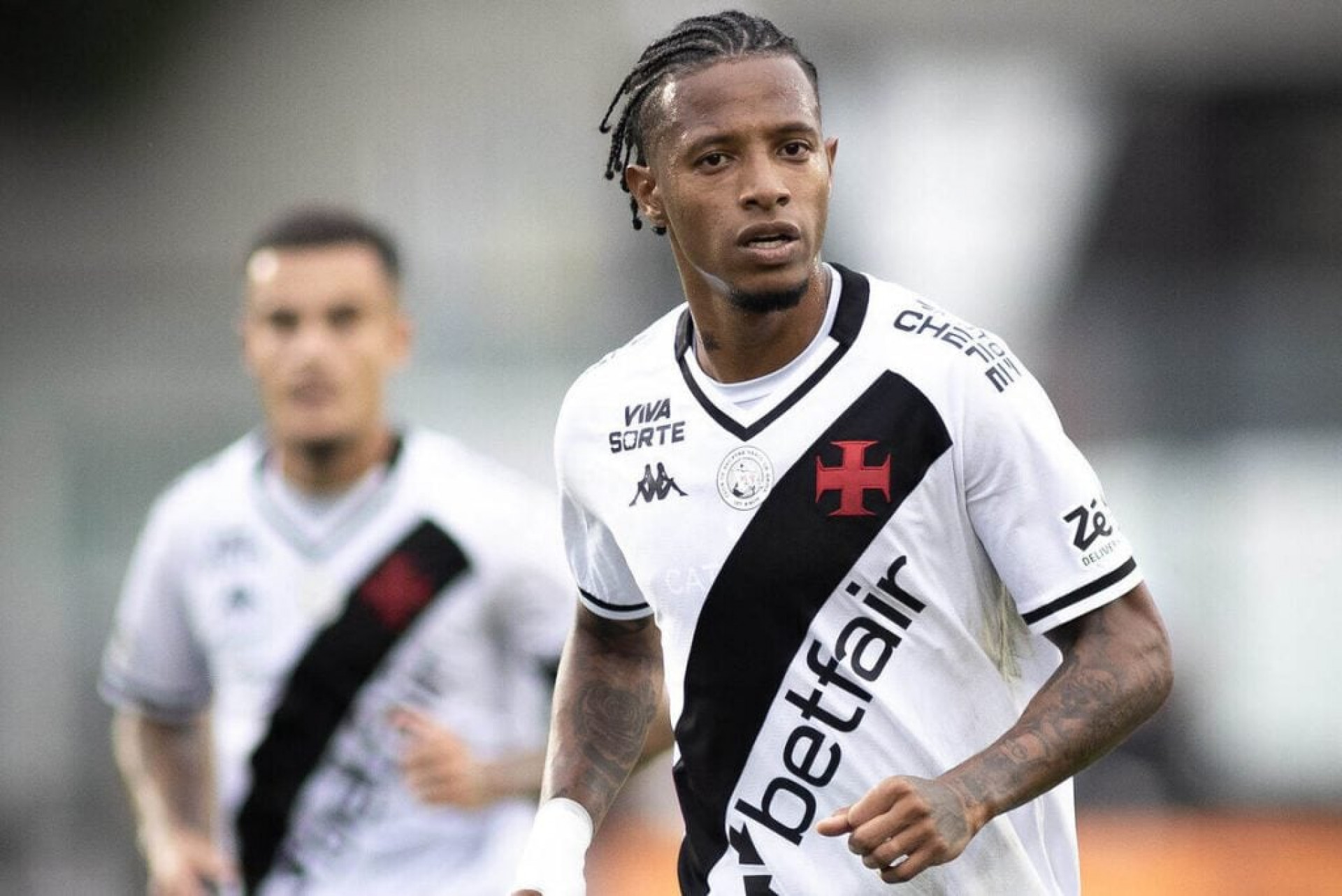 Tchê Tchê comenta sequência de derrotas do Vasco: &#8220;Momento difícil&#8221;