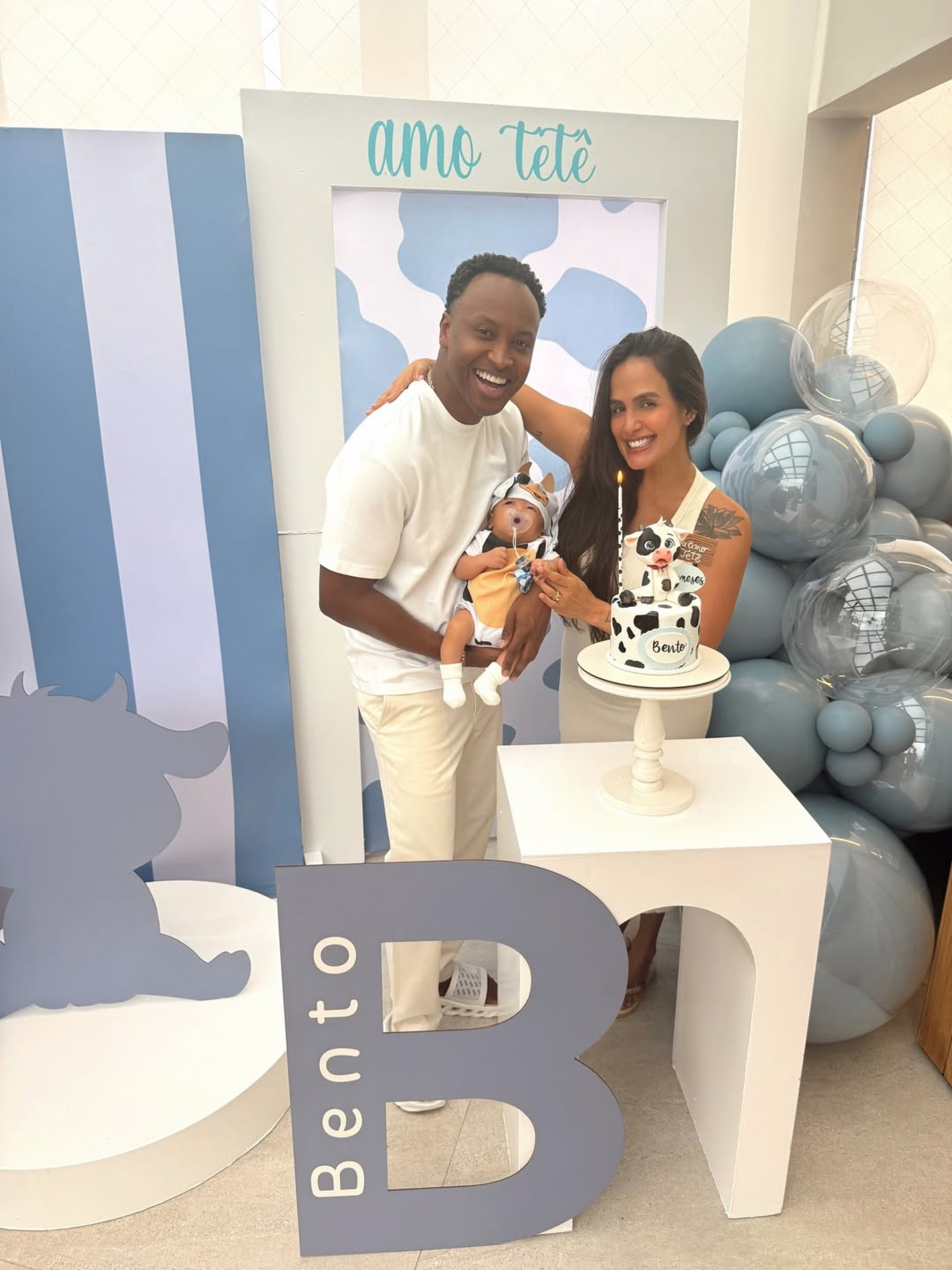 Carol Peixinho e Thiaguinho celebram o segundo mês de vida do primogênito, Bento - Reprodução / Instagram