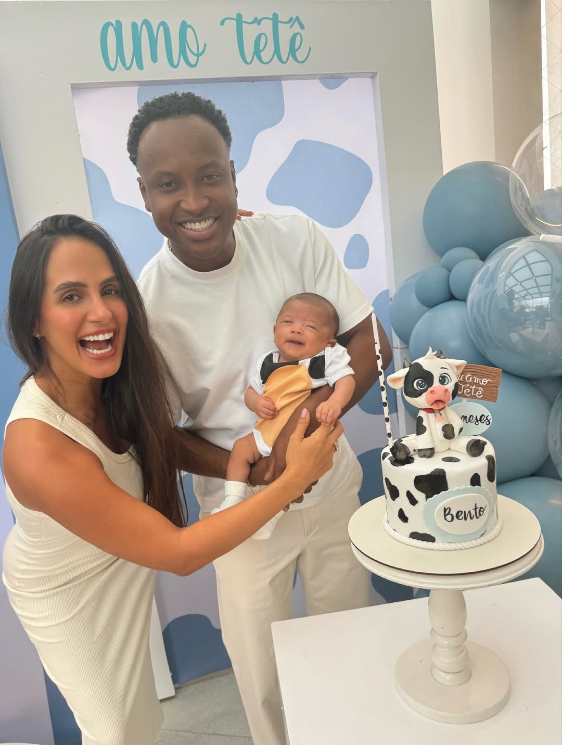 Carol Peixinho e Thiaguinho celebram segundo 'mesversário' do filho - Reprodução / Instagram