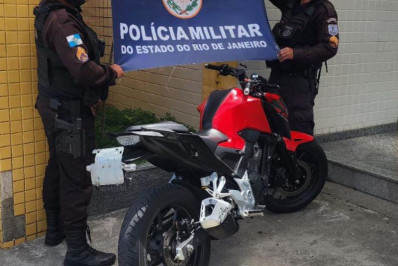 Combo de irregularidades resulta em detenção durante o feriado em Rio das Ostras