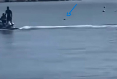 Banhistas encontram corpo boiando na praia do Saco em Mangaratiba