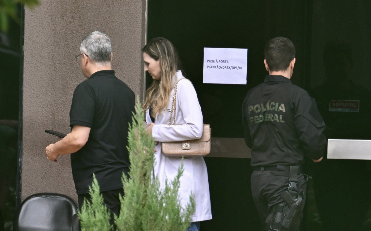 Dra. Marina Grazziotin Pasolini, membro da equipe que trata o ex-presidente Bolsonaro