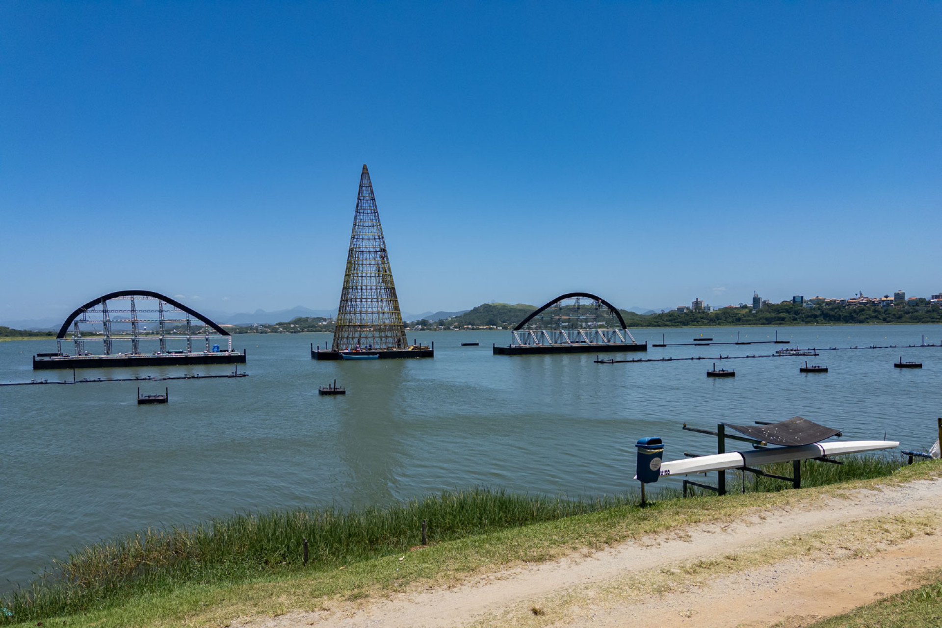 Vila do Papai Noel recebe os &uacute;ltimos retoques e j&aacute; desperta o clima natalino na Praia Campista - Foto: Divulga&ccedil;&atilde;o