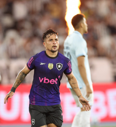 Botafogo vai emprestar Artur ao São Paulo; ida de Newton ao Santos cai