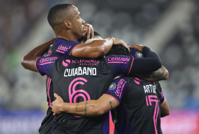 Botafogo bate o Grêmio e garante vaga na Libertadores de 2026