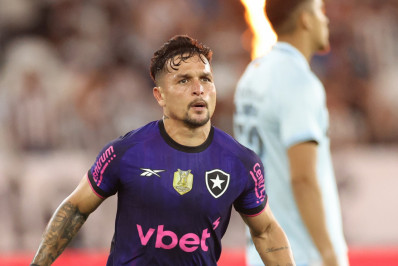 Botafogo vai emprestar Artur ao São Paulo; ida de Newton ao Santos cai