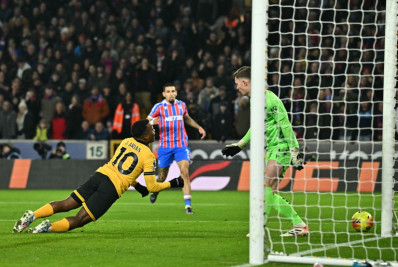 Arias perde gol incrível, Wolverhampton perde mais uma e segue na lanterna do Inglês