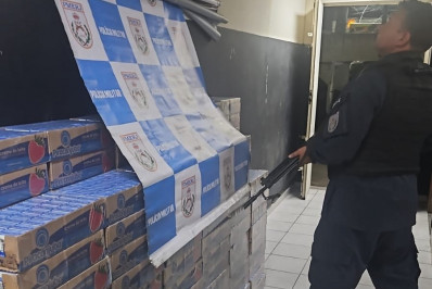 PM recupera carga de creme de leite e prende dois suspeitos na Zona Norte