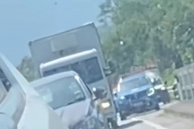 Obra na Rio-Santos deixa transito lento em Angra dos Reis