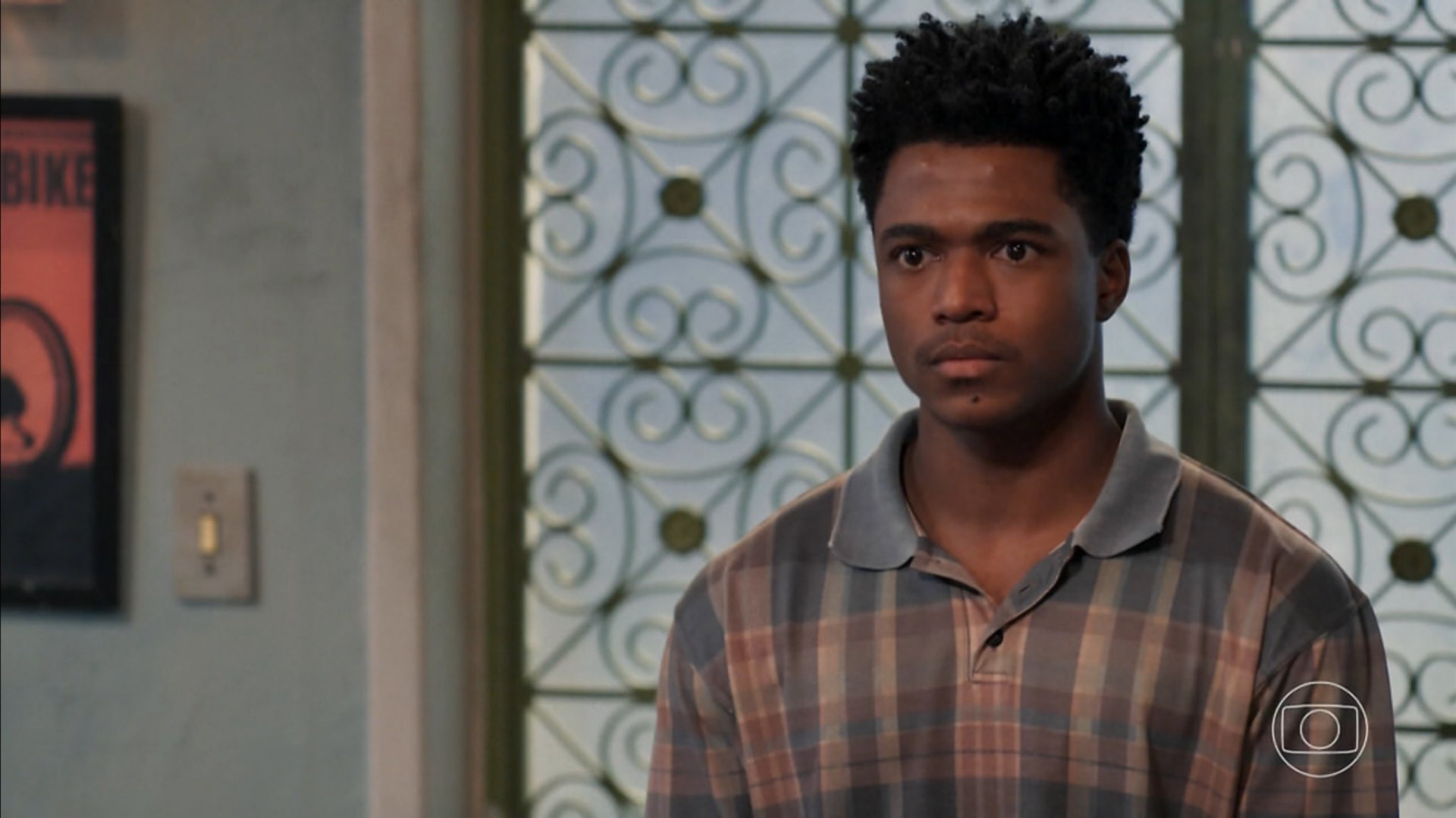 'Três Graças': Júnior é acusado de furto injustamente devido plano de Lucélia - Reprodução / X