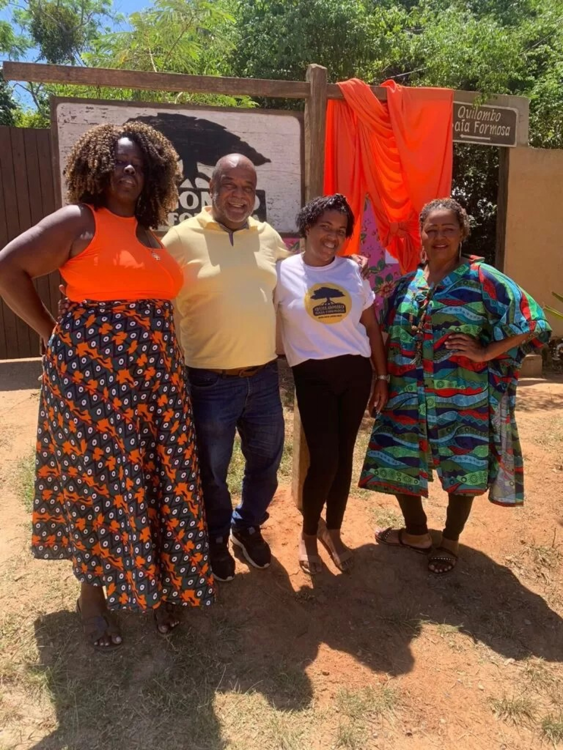 Prefeito Alexandre Martins (REP) e secretários participam das comemorações - Ascom