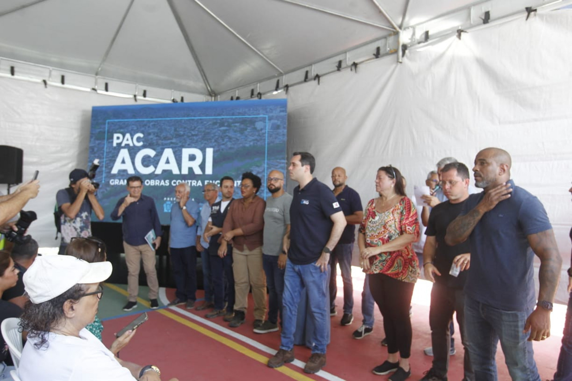 O projeto foi apresentado à população pelo vice-prefeito Eduardo Cavaliere e o secretário municipal de Infraestrutura, Wanderson Santos - Reginaldo Pimenta/Agência O DIA