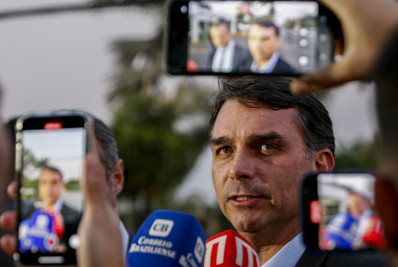 Moraes autoriza a visita dos filhos de Bolsonaro na PF