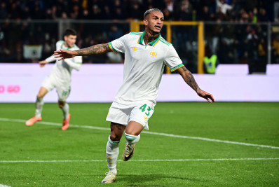 Roma vence com gol de Wesley e segue na briga pelo título do Campeonato Italiano