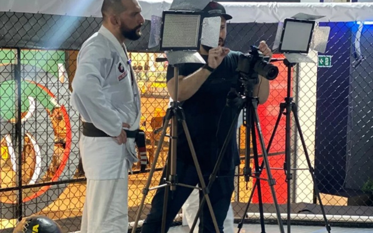 Material já está em produção por parte de Vitor Ávila