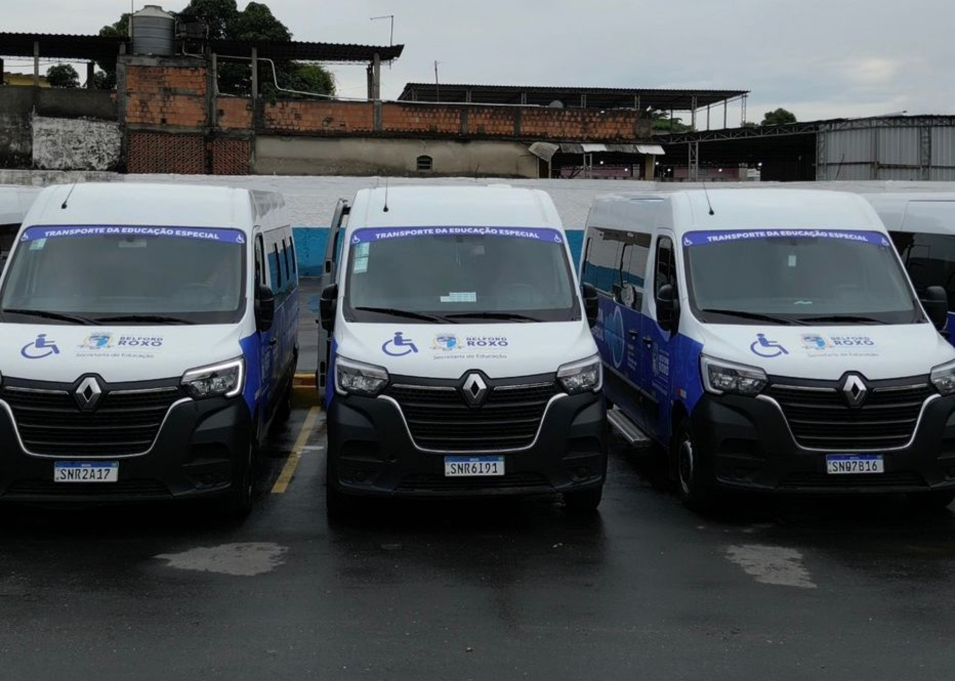 As vans serão utilizadas para transportar os alunos da educação especial

 - Divulgação / PMBR