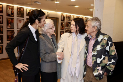 Fernanda Montenegro, Caetano Veloso e Marisa Monte prestigiam show de Carminho