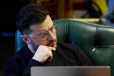 Zelensky diz esperar acordo sobre garantias de segurança antes de negociação com EUA