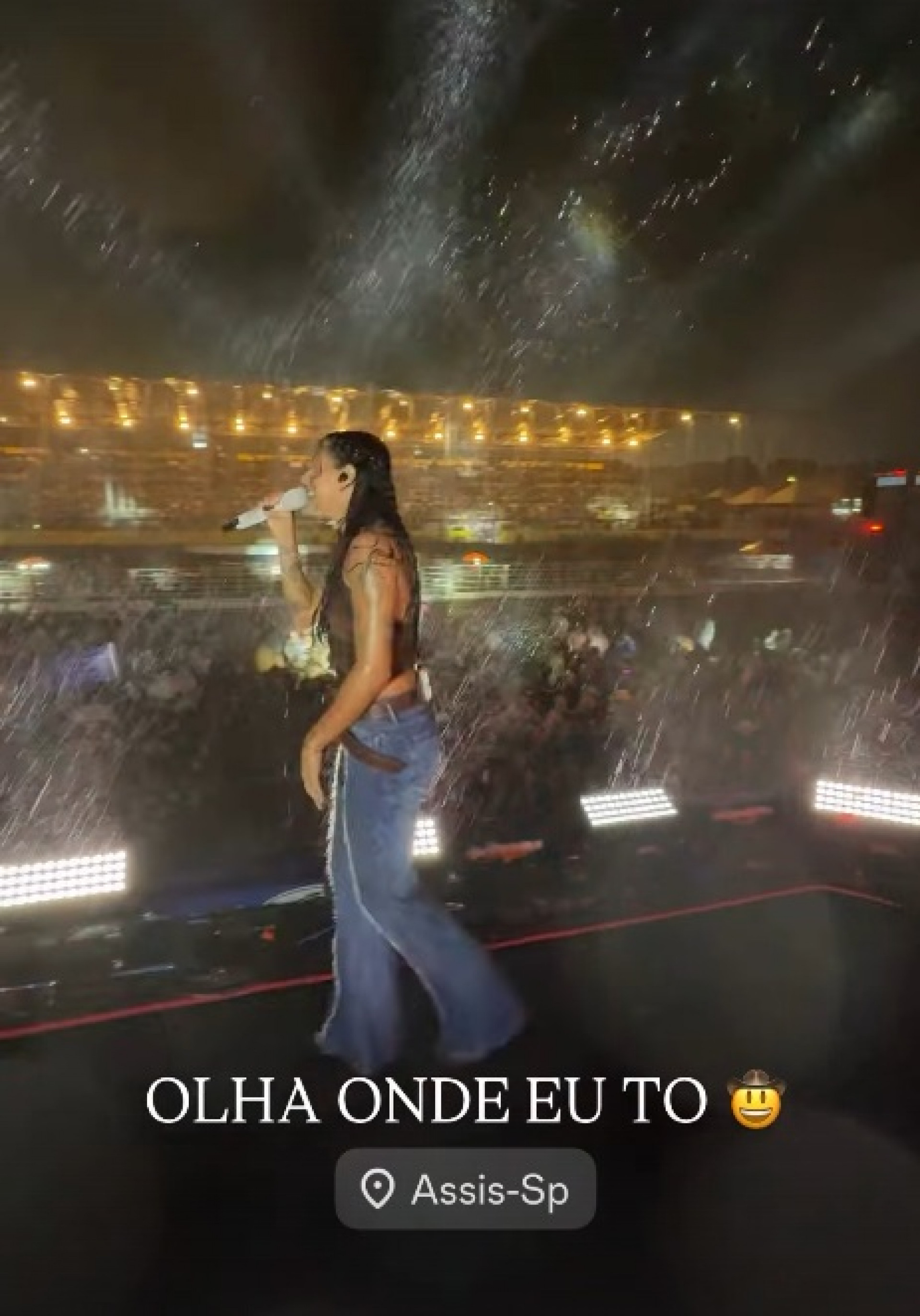 Ana Castela faz show sob forte temporal em Assis, São Paulo - Reprodução / Instagram