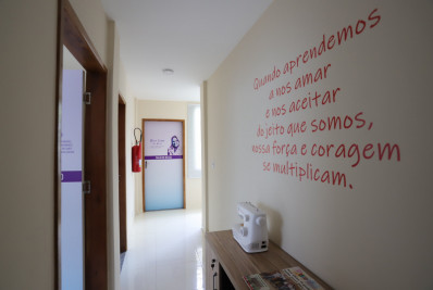 Prefeitura de Maricá oferece acolhimento e suporte integral a mulheres em situação de violência na Casa da Mulher