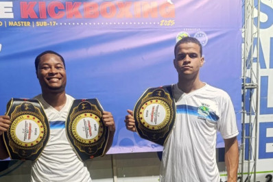 Atletas de Quissamã brilham no Estadual de Kickboxing e voltam pra casa como campeões