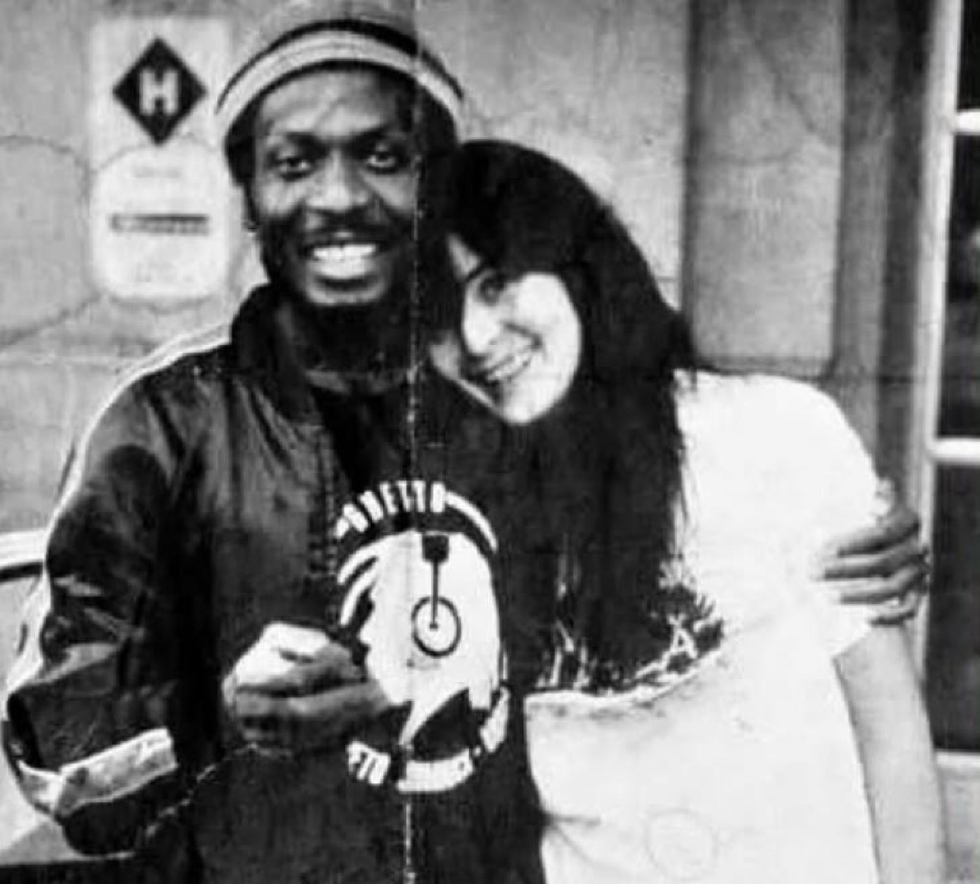 Jimmy Cliff e Harumi Ishihara nos anos 1980 - Reprodução / Instagram