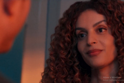 'Três Graças': Cena em que Viviane revela para Leonardo que é trans bomba nas redes