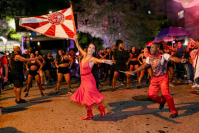 Casal de mestre-sala e porta-bandeira do Salgueiro projeta desfile: 'Podemos fazer ainda melhor'