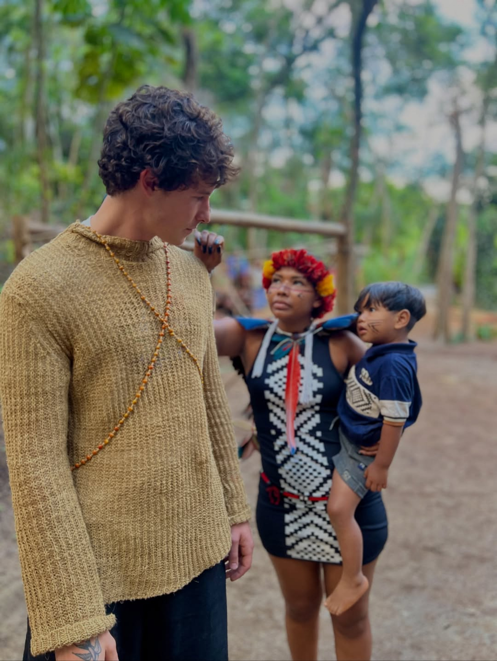 Shawn Mendes visita aldeia indígena em Jaraguá, em São Paulo - Reprodução / Instagram