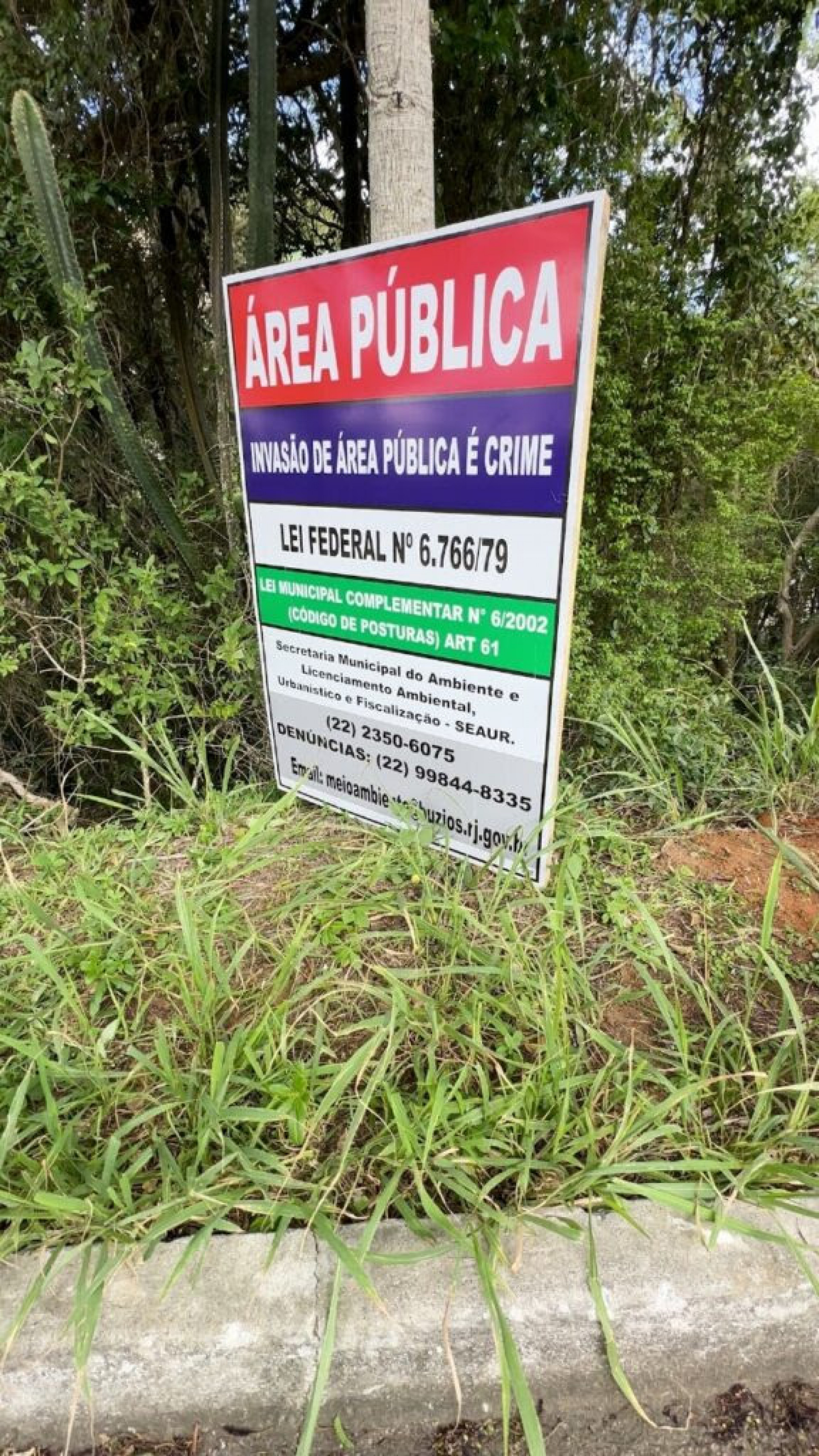 Cercamento de áreas públicas e de interesse ambiental  - Ascom