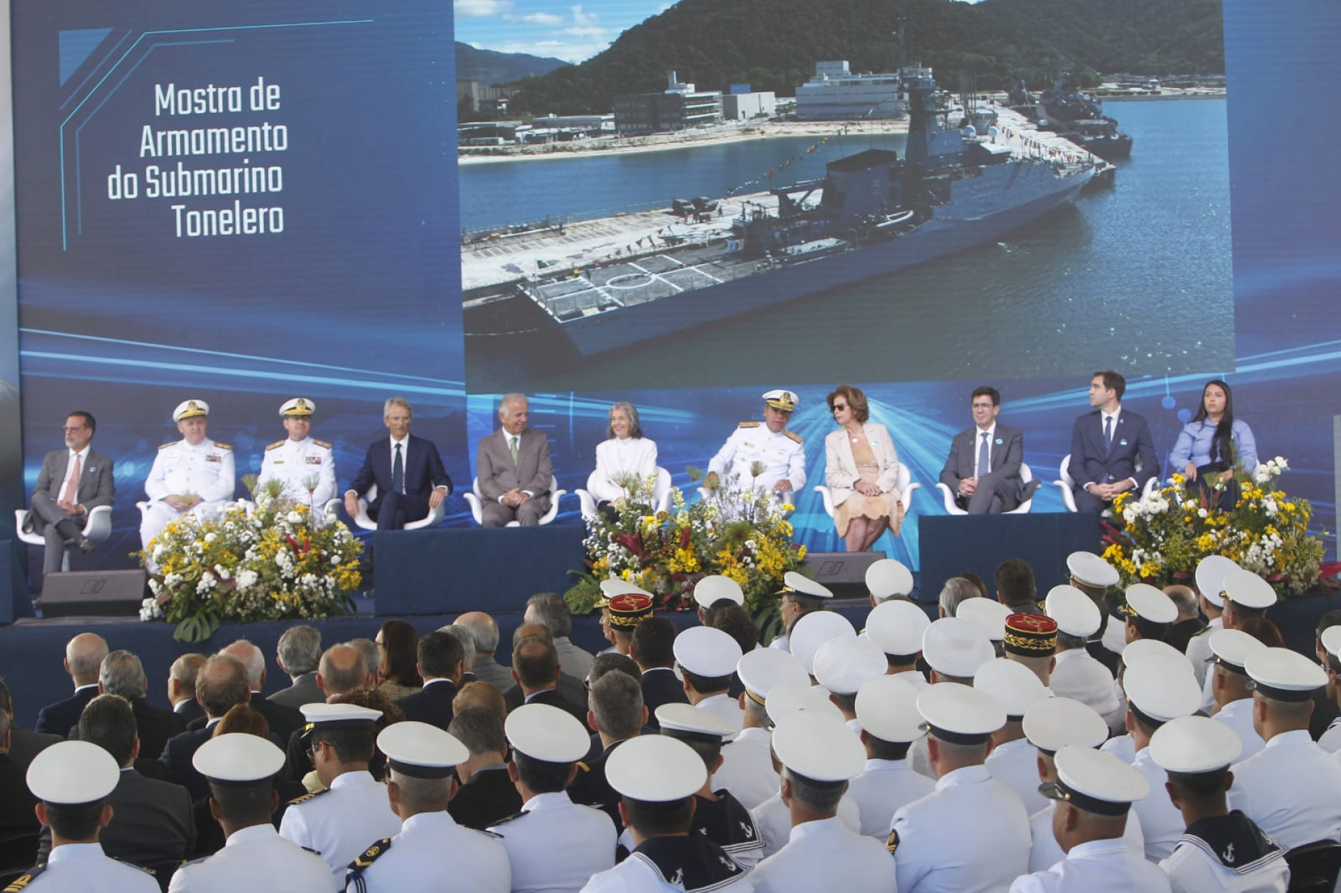 Cerimônia marca o lançamento ao mar do submarino 'Almirante Karam' e mostra de armamento do 'Toneleiro' - Reginaldo Pimenta / Agência O Dia