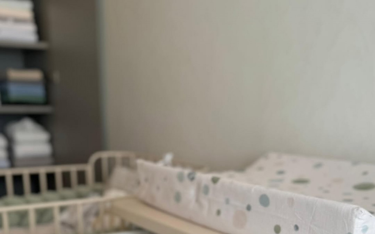 Mariana Rios exibe detalhes do quarto do primeiro filho